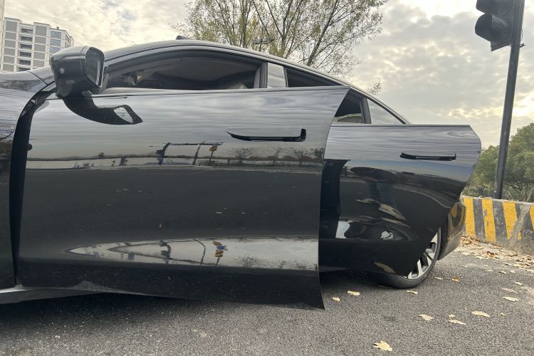 蔚来ET7 2022款 100kWh 首发版车身外观6007