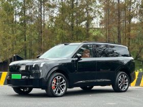 领克900 2025款 1.5T Ultra