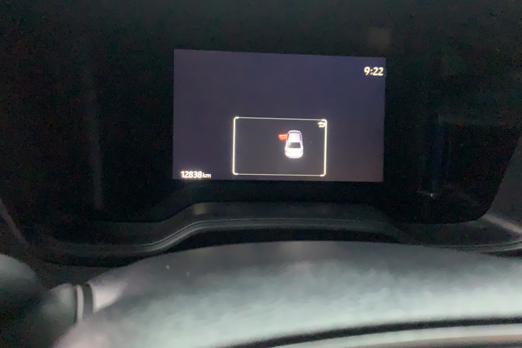 丰田 卡罗拉 2024款 1.8L 智能电混双擎 精英版中控内饰15