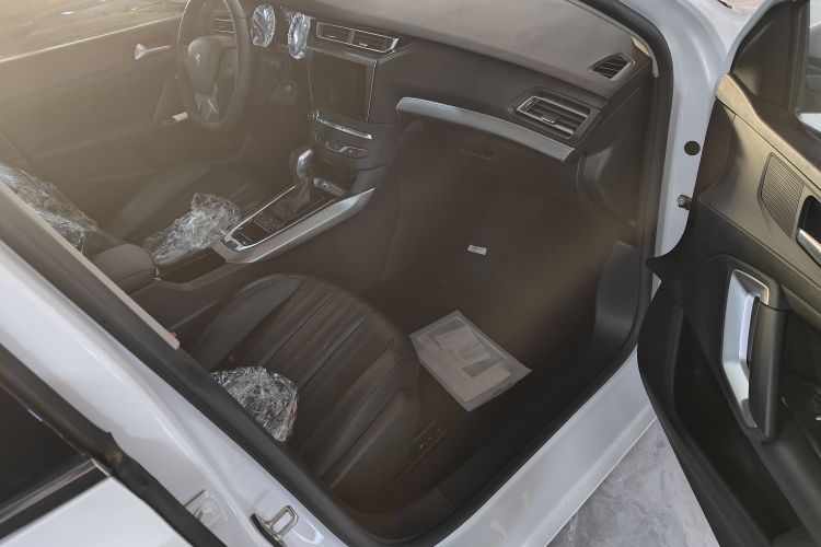 标致408 2020款 360THP 十周年质臻版中控内饰7003