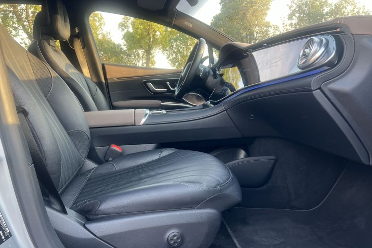 奔驰EQS 2022款 改款 450+ 先锋版中控内饰7009