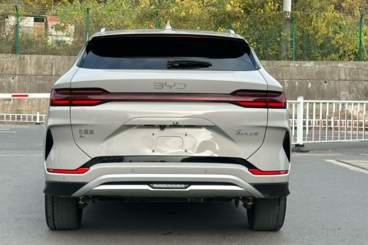 比亚迪 宋PLUS新能源 2025款 EV 智驾版 520km 豪华型车身外观6007