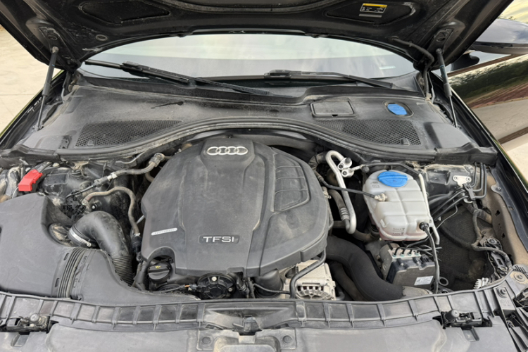 奥迪A6L 2018款 30周年年型 TFSI 进取型局部细节24