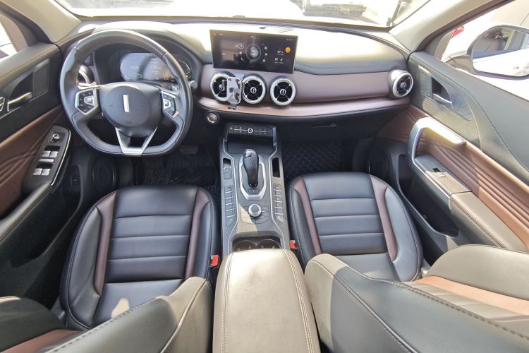 魏牌 VV5 2021款 1.5T 两驱智先锋中控内饰7002