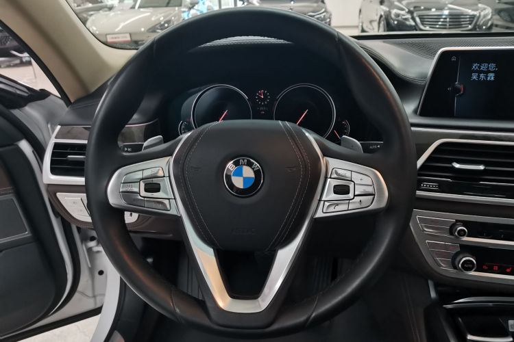 宝马7系 2016款 740Li 领先型中控内饰7002