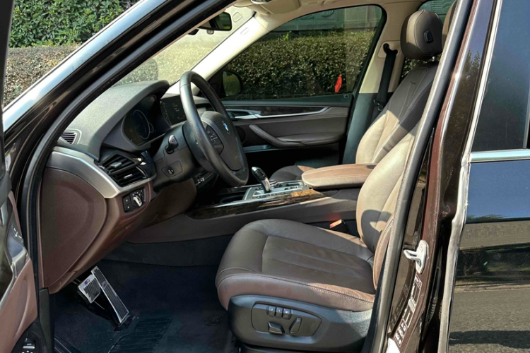 宝马X5(进口) 2015款 xDrive28i中控内饰7008