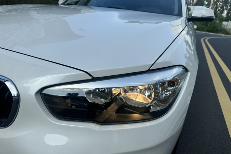 宝马1系(进口) 2018款 118i 领先型局部细节36