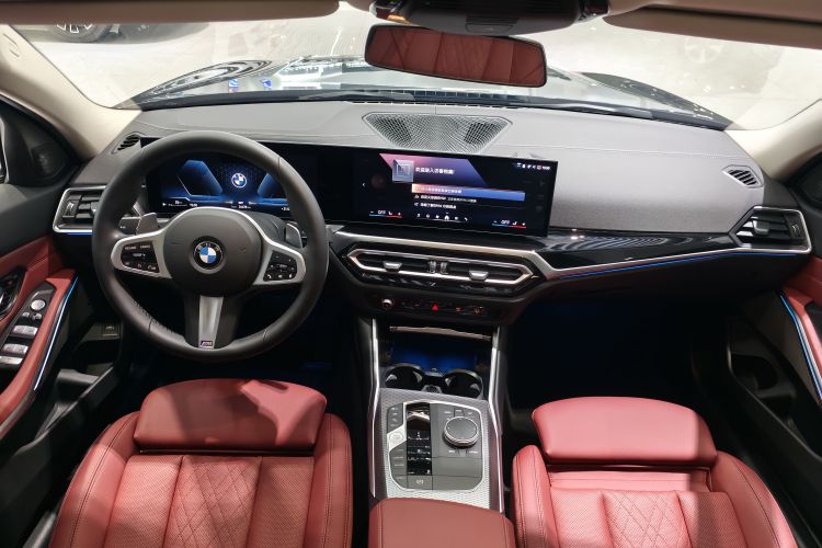 宝马3系 2024款 325Li M运动曜夜套装中控内饰7005