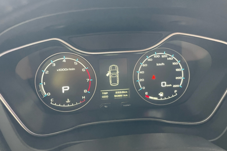 吉利汽车 远景X6 2016款 1.3T CVT豪华型中控内饰15