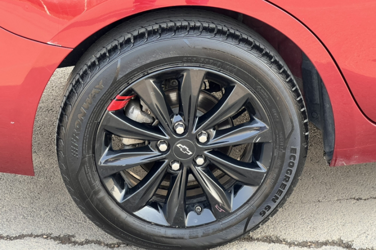 雪佛兰 科鲁泽 2019款 Redline 320T 双离合爽快版 国VI车身外观6005