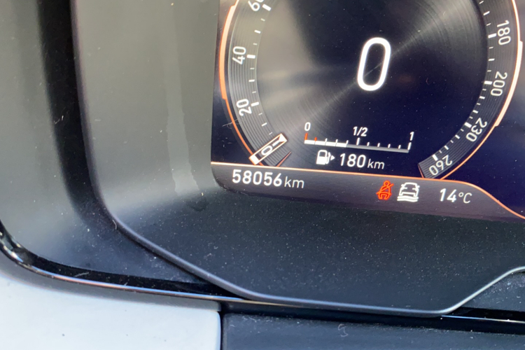 领克02 2022款 2.0TD DCT耀Pro中控内饰15