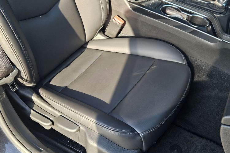 凯迪拉克CT4 2021款 28T 风尚型中控内饰7005