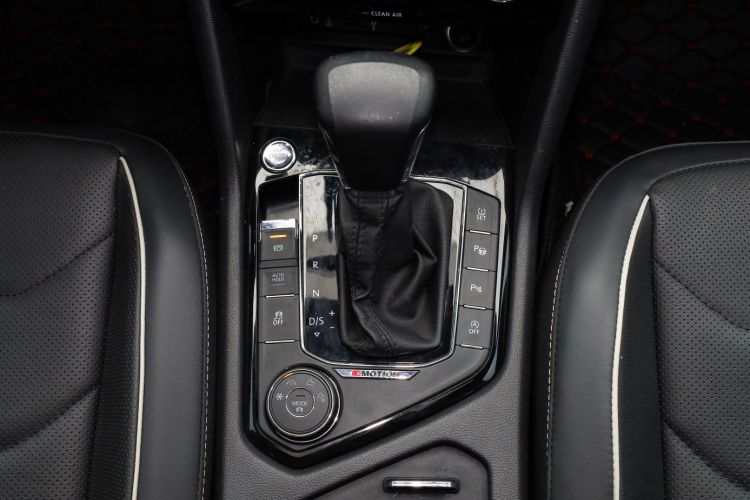 大众 途观L 2018款 380TSI 自动四驱旗舰版局部细节18