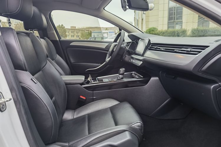 雪铁龙C5 2017款 350THP 自动豪华型中控内饰7005