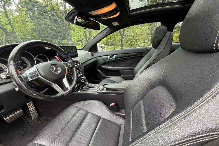 奔驰C级(进口) 2013款 C 180 轿跑版中控内饰7003