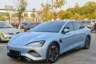 比亚迪 海豹 2022款 550km 标准续航后驱版尊贵型