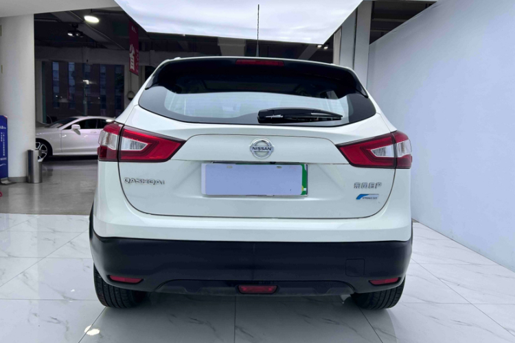 日产 逍客 2017款 2.0L CVT豪华版 国V车身外观6004