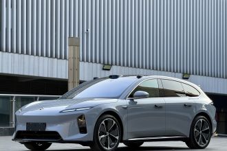 蔚来ET5T 2025款 75kWh Touring