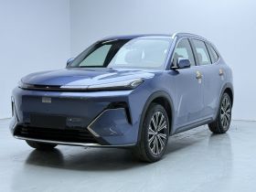 吉利银河 银河星舰7 EM-i 2025款 120km 领航版