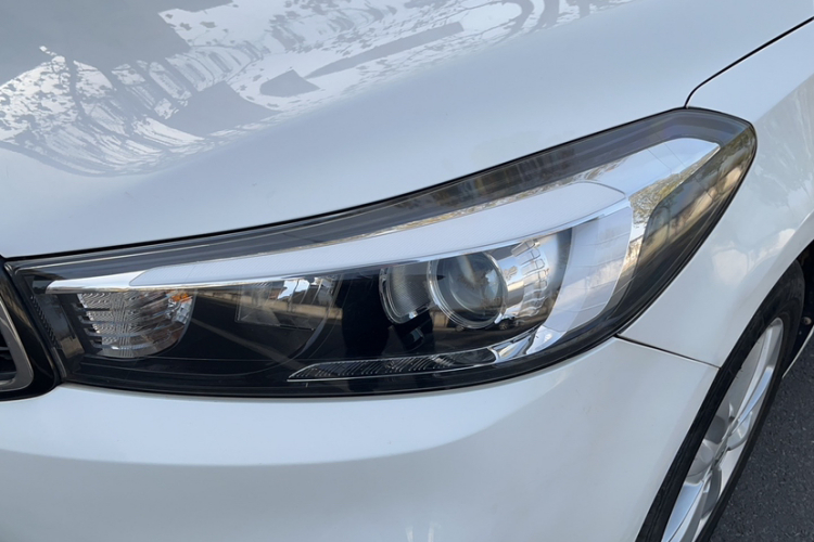 起亚K3 2017款  1.6L 自动15周年特别版GLS车身外观6005