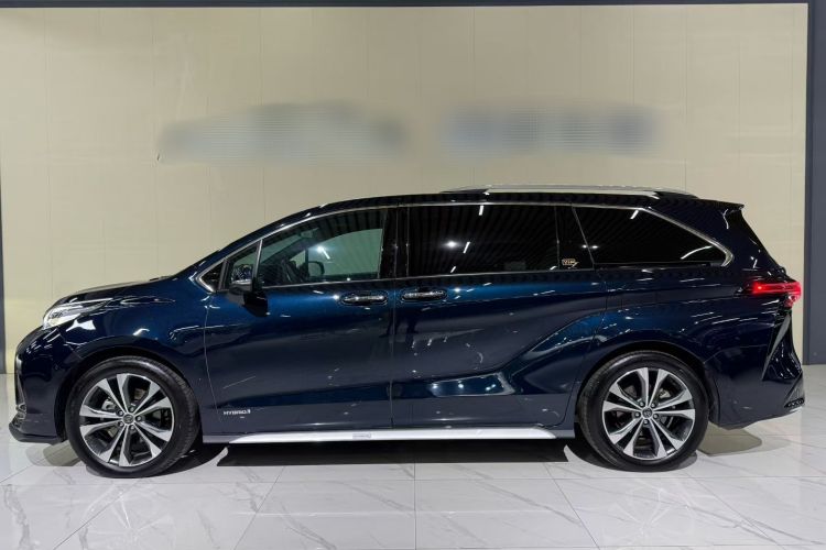 丰田 格瑞维亚 2023款 2.5L混动 旗舰VIP版车身外观6005