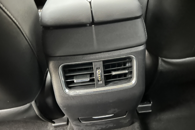 众泰T600 2019款 1.5T 自动豪华型局部细节9012