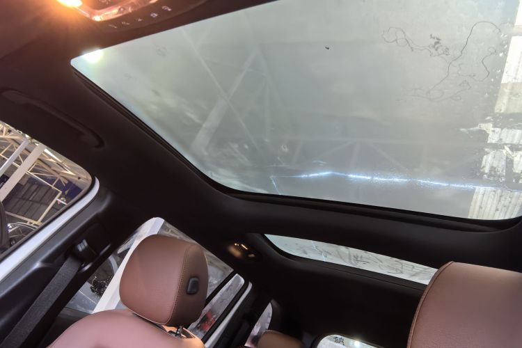 奔驰GLB 2021款 GLB 200 动感型中控内饰7008