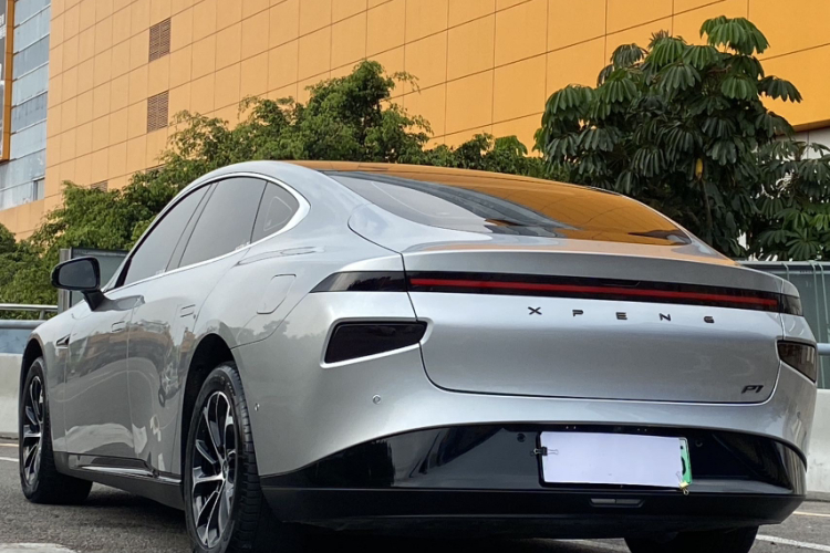 小鹏P7 2021款 480N车身外观6007