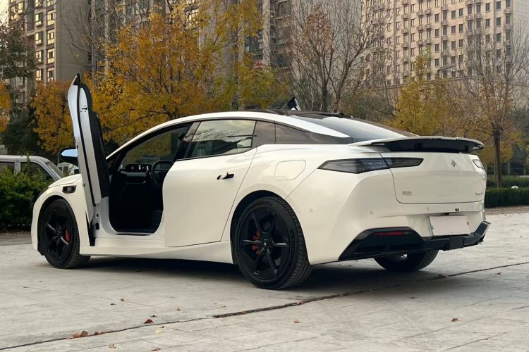 昊铂GT 2023款 710后驱超充Max版车身外观6006