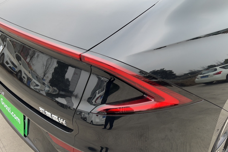 五菱汽车 五菱星光 2025款 610km 智能旗舰型车身外观6007