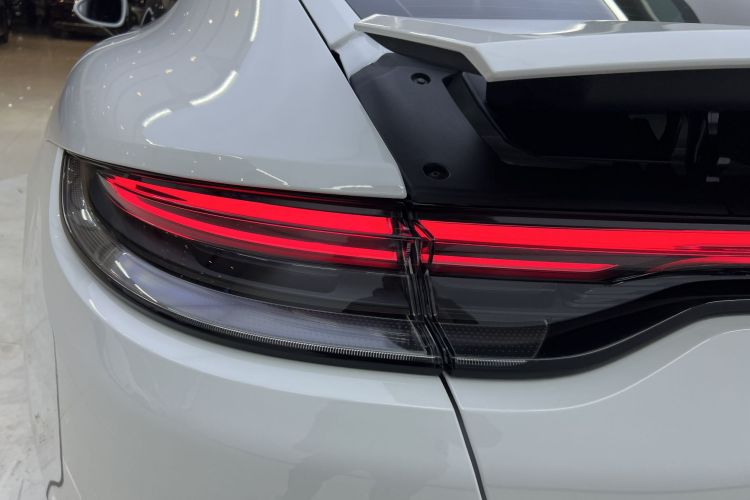 保时捷 Panamera新能源 2021款 Panamera 4 E-Hybrid 2.9T车身外观6007