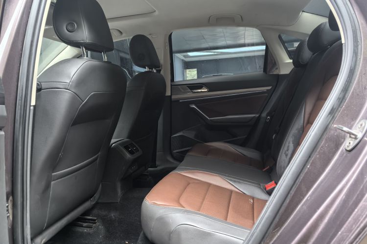 大众 朗逸 2018款 280TSI DSG豪华版 国V中控内饰7003