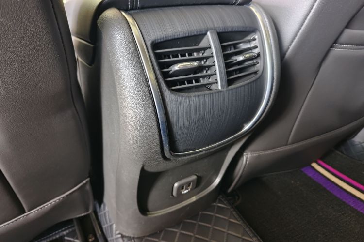 别克 君越 2020款 652T 豪华型中控内饰7014