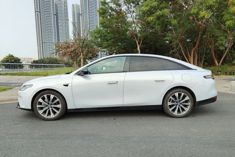 零跑汽车 零跑C01 2023款 增程 316 智享版车身外观6004