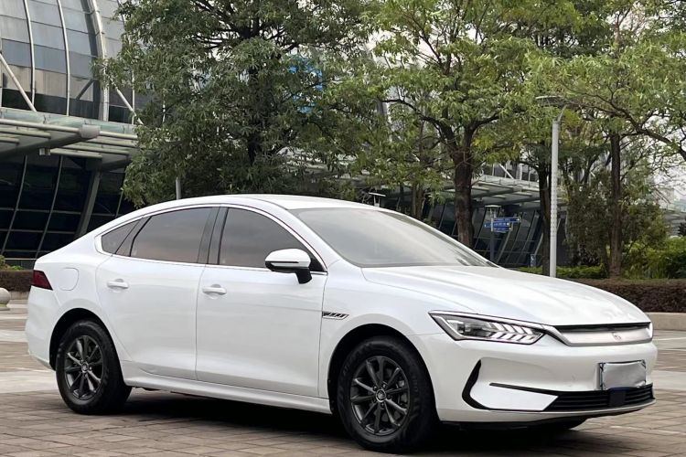 比亚迪 秦PLUS 2021款 EV 420KM 出行版车身外观6003