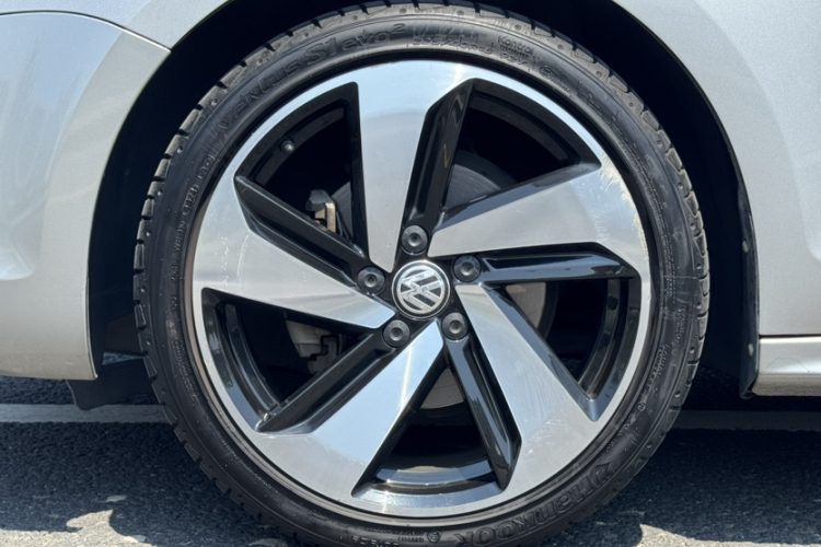 大众 速腾 2014款 改款 1.4TSI 手动豪华型车身外观6009