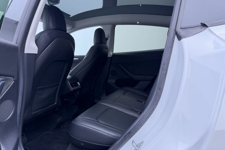 特斯拉 Model Y 2022款 后轮驱动版局部细节22