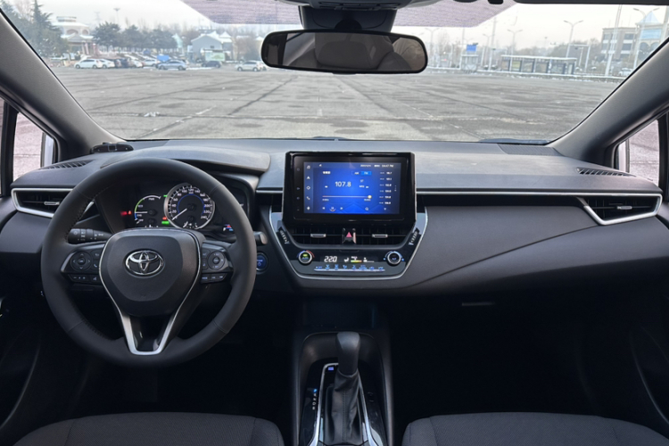 丰田 雷凌 2021款 双擎 1.8H E-CVT豪华版中控内饰7003