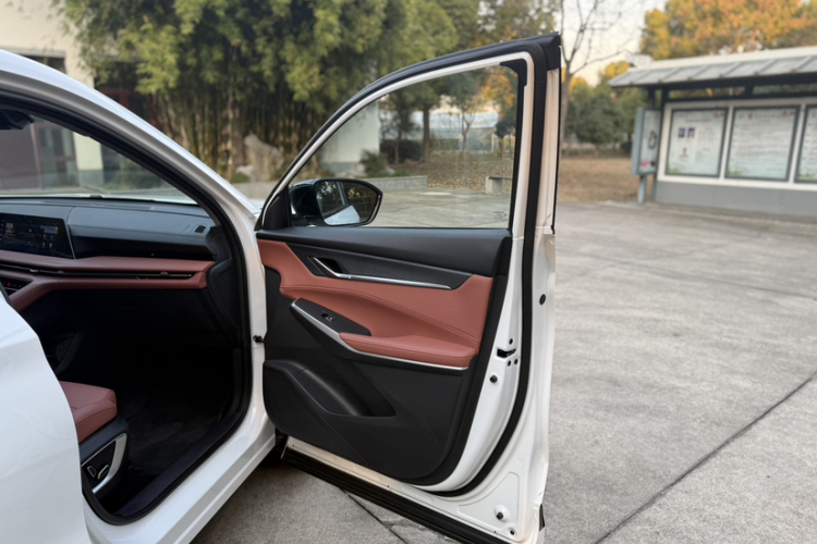 长安CS75 PLUS 2024款 第三代 冠军版 1.5T 智驾劲航型中控内饰7003