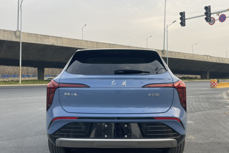 红旗天工06 2025款 660 四驱 智选版车身外观6006