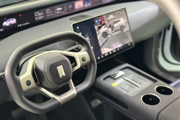 阿维塔07 2024款 Pro+纯电版中控内饰7011