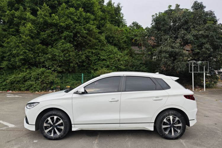 比亚迪e2 2023款 豪华型车身外观6007