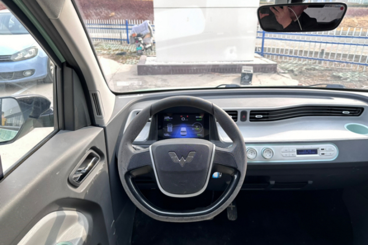 五菱汽车 宏光MINIEV 2021款 马卡龙臻享款 三元锂中控内饰7002