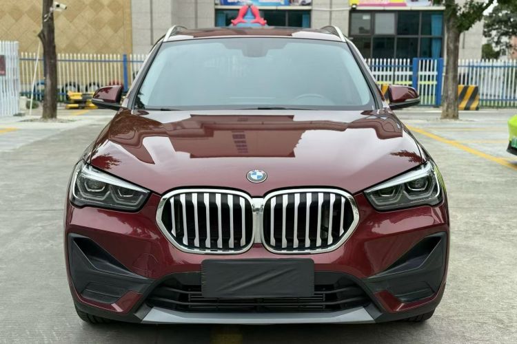 宝马X1 2021款 sDrive25Li 领先型车身外观6008