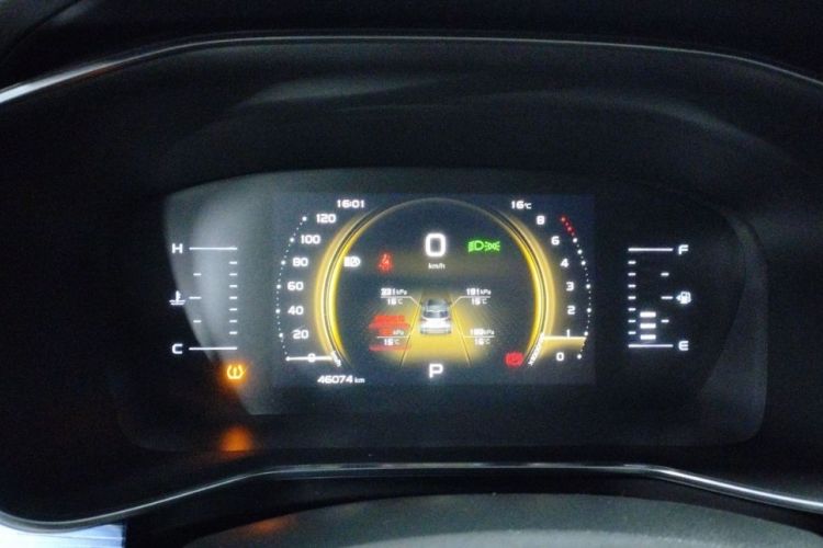 吉利汽车 2022款 博越X 1.8TD DCT智尚型中控内饰15