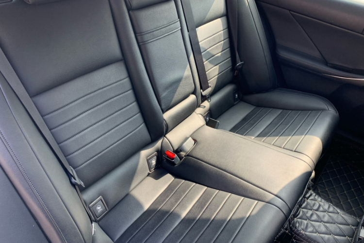 雷克萨斯IS 2017款 300 锋尚版中控内饰7010