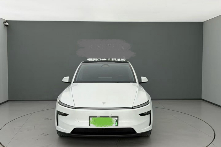 特斯拉 Model Y 2025款 后轮驱动 首发版车身外观6005