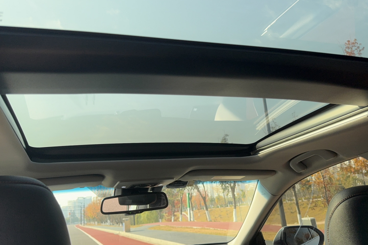 丰田 凯美瑞 2021款 双擎 2.5HG 豪华版局部细节22