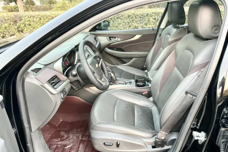 雪佛兰 迈锐宝 2016款 2.0L 自动豪华版中控内饰7003