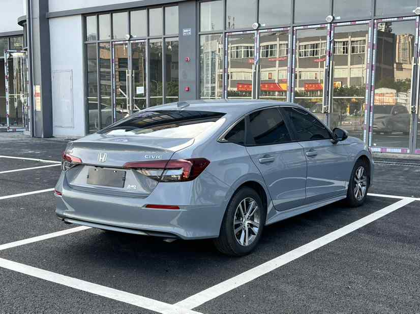 本田 思域 2025款 240TURBO CVT 智趣Plus(5)